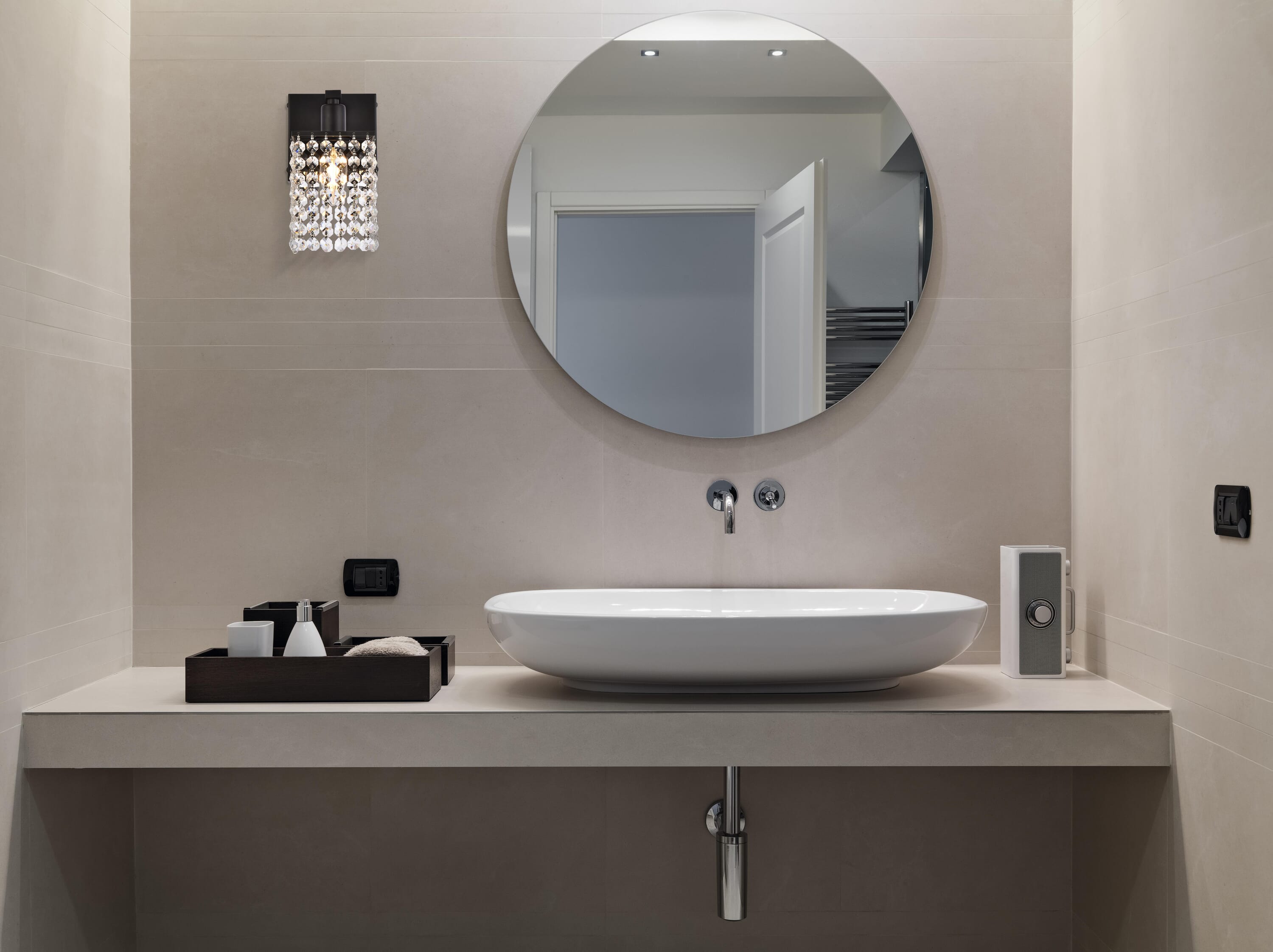LD7006BK