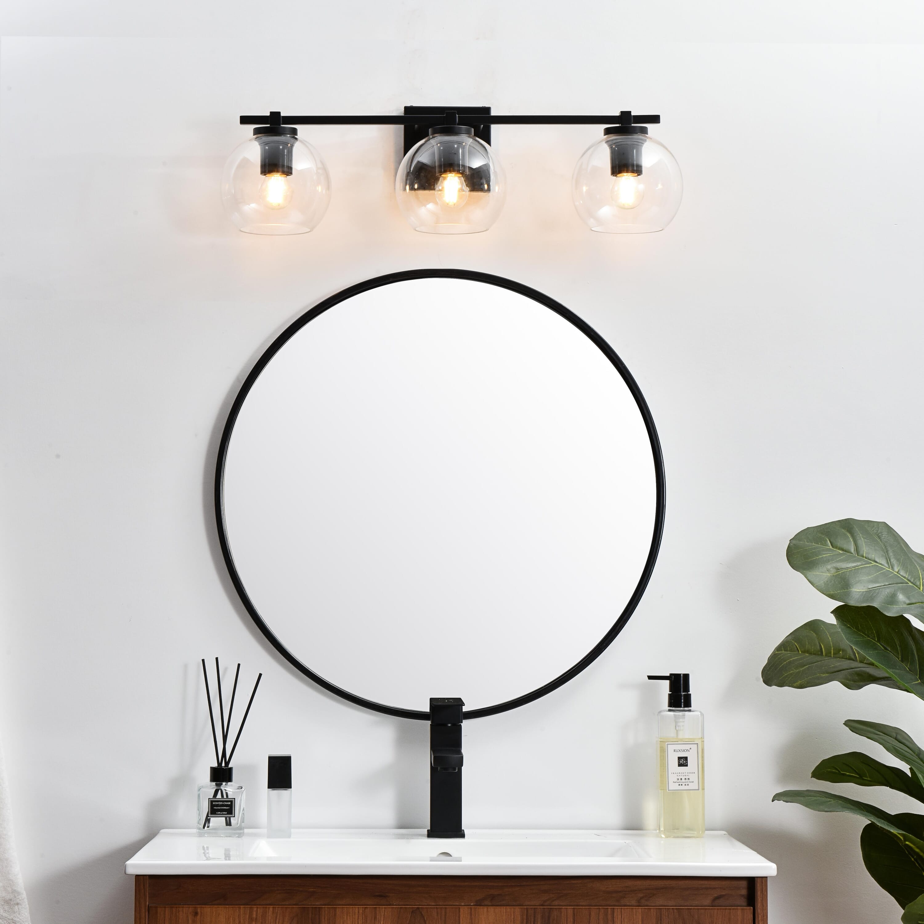 LD7311W24BLK
