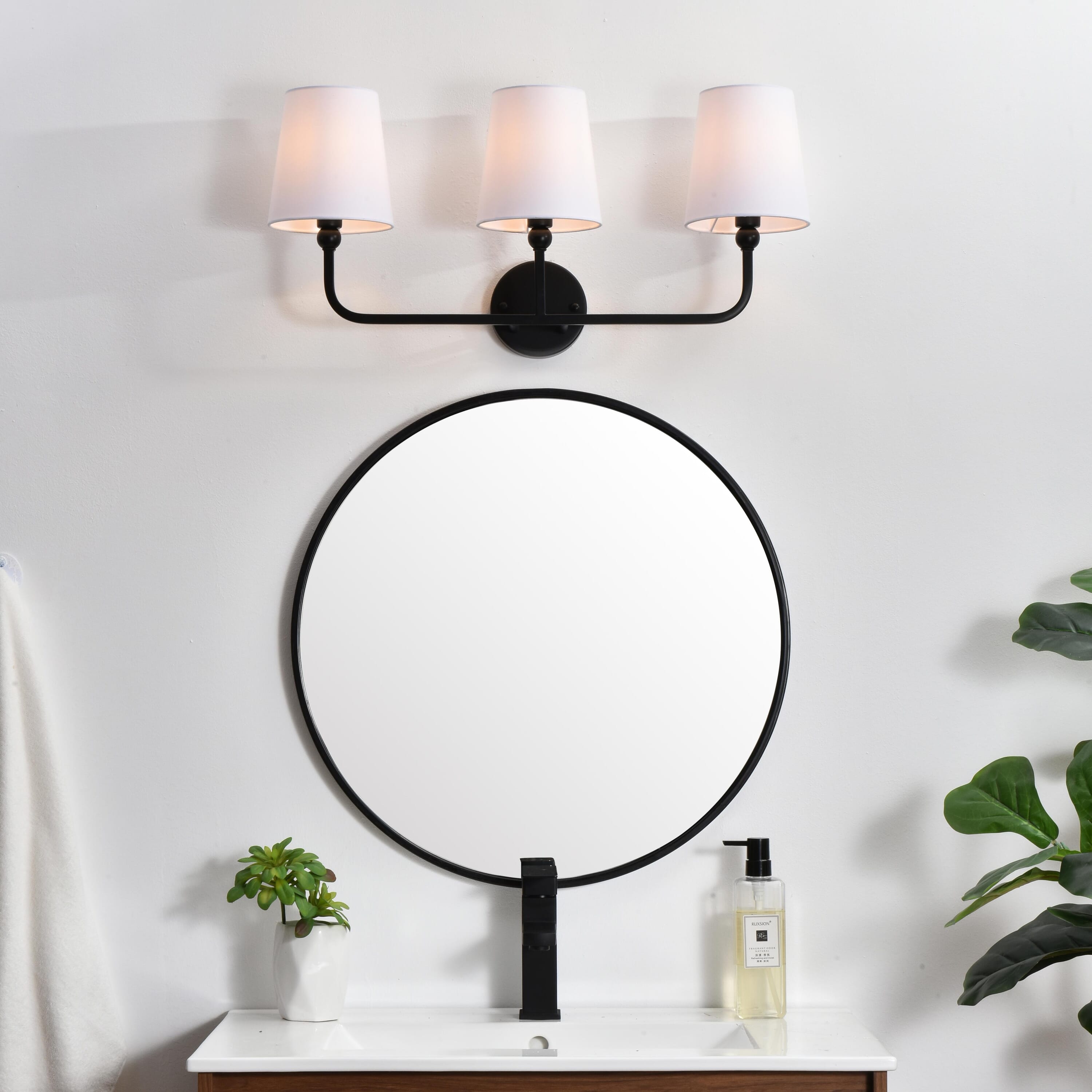LD7322W26BLK